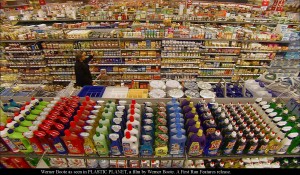 plastic_planet_stills03